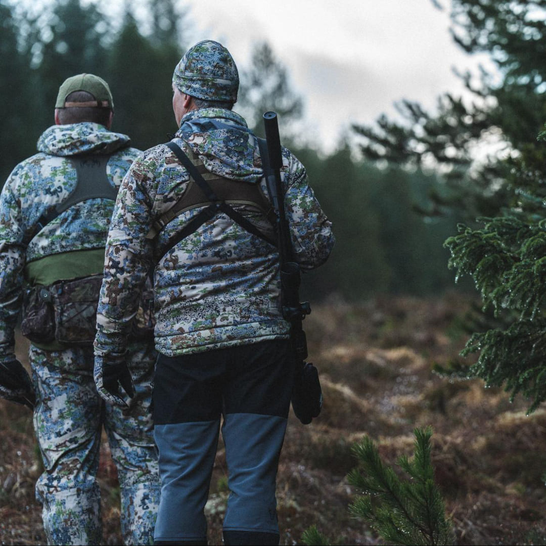 Fleece Vs. Wool: Which Is Better For Winter Hunting?